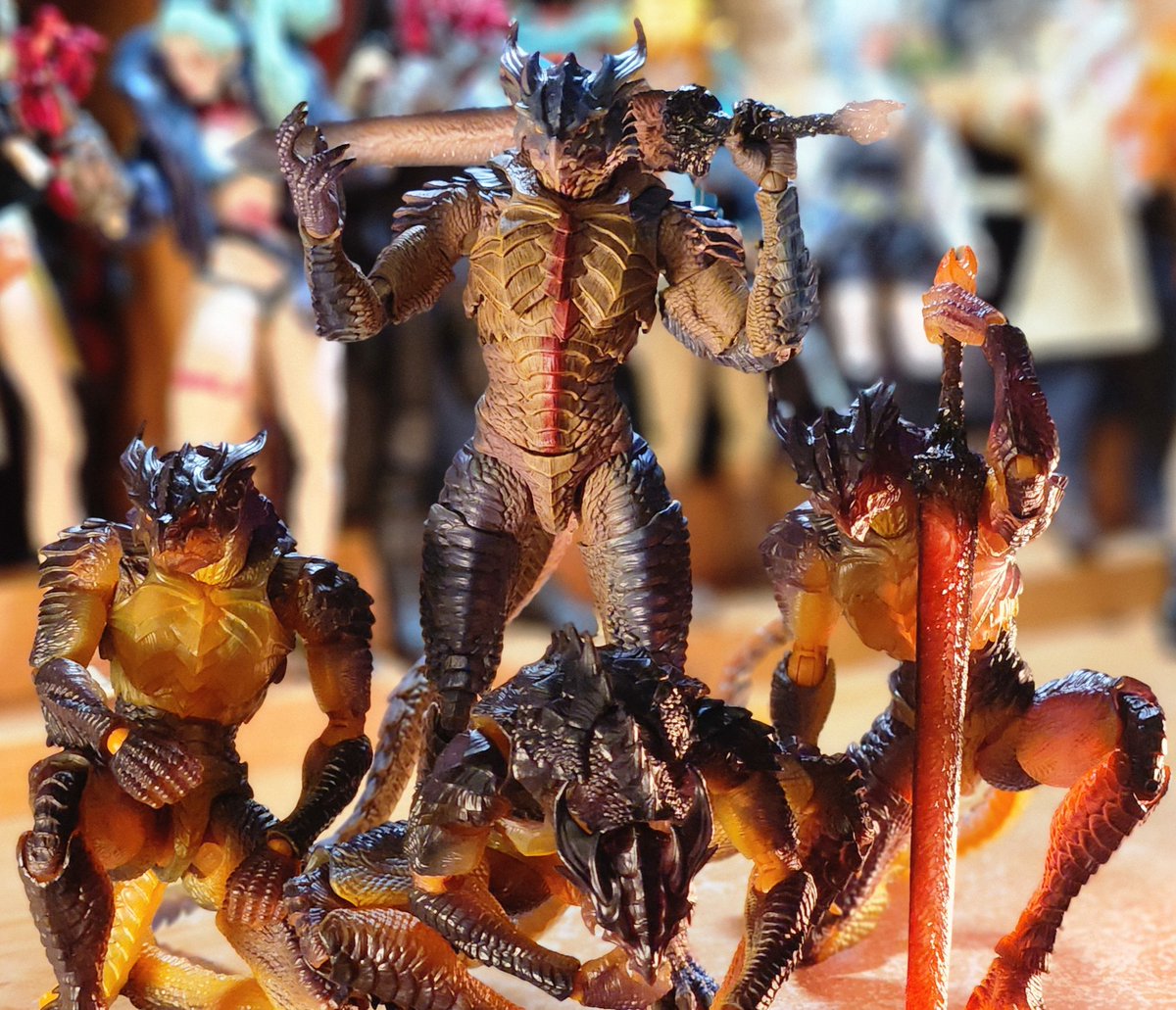 LiquidBelowZer0's tweet photo. RomankeyxCowl: Algar "The First Reciever"/ "The Last Scion"
#romankeyxcowl #romankey #algarthelastscion #dungeonsanddragons #dnd #dragon #5ktoys #gundamit #showz #venchar #algar https://t.co/CQItFxmXqH