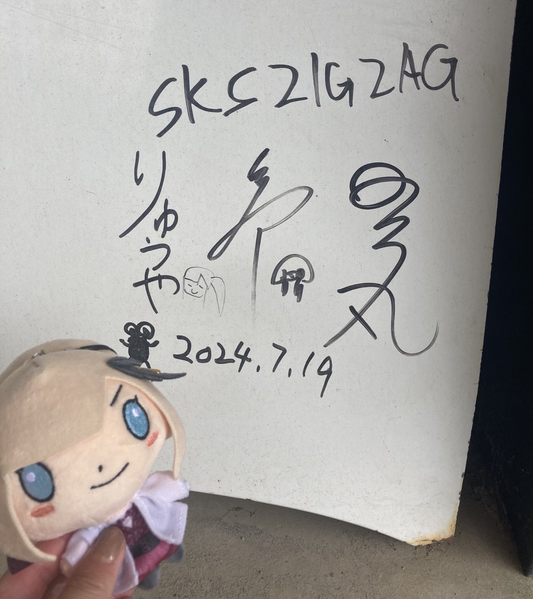 本日は生憎の大雨でしたが"天"の撮影地（カネホン採石場）へ…☔️
ちょうど梅雨前で1番水位が低い時期だったみたい…😅