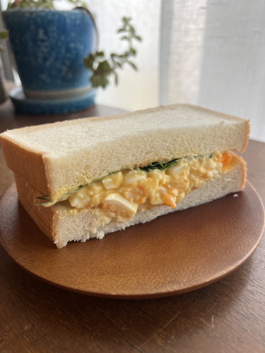 今日はFuji &amp; Sun！
ワタシは出演では無いですが、Moonステージの丘の上でサンドウィッチ売ってます。
あそぼうぜ！！