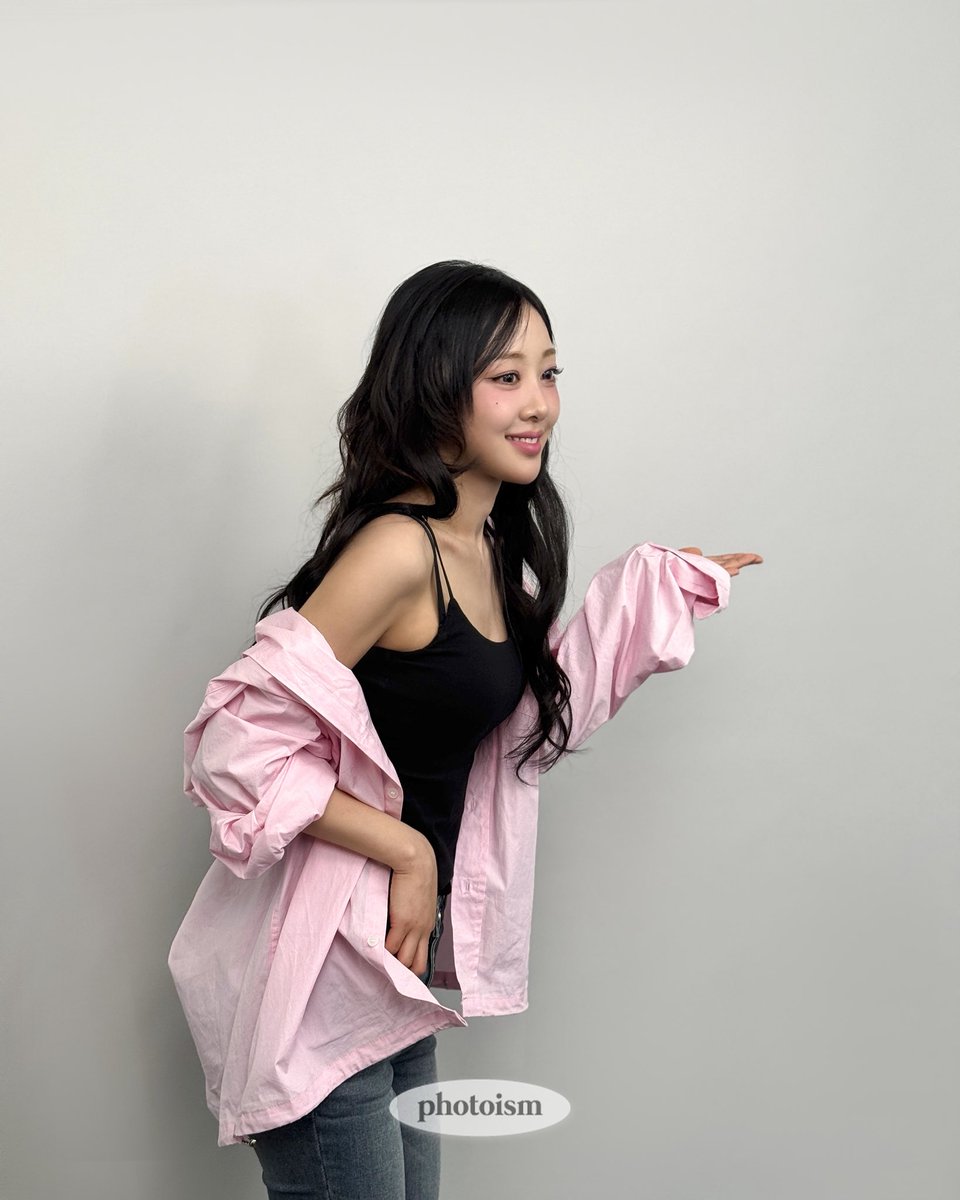 So excited to announce that my frame will be available for unlimited time and that means Ehngdus get to come visit and take photos with me anytime! But you know, it was my birthday last week so you’ll surely rush over there in a moment’s time, right? 💕