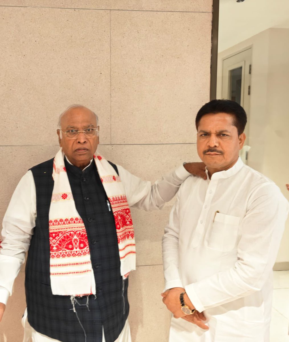 Bhupen kumar Borah (@bhupenkborah) on Twitter photo Attended an important meeting of the newly formed Team Assam Congress at Indira Bhawan, New Delhi, yesterday in presence of Sri <a href="/kharge/">Mallikarjun Kharge</a> ji , Sri <a href="/RahulGandhi/">Rahul Gandhi</a> ji and Sri <a href="/kcvenugopalmp/">K C Venugopal</a> ji ! Attended an important meeting of the newly formed Team Assam Congress at Indira Bhawan, New Delhi, yesterday in presence of Sri <a href="/kharge/">Mallikarjun Kharge</a> ji , Sri <a href="/RahulGandhi/">Rahul Gandhi</a> ji and Sri <a href="/kcvenugopalmp/">K C Venugopal</a> ji !
