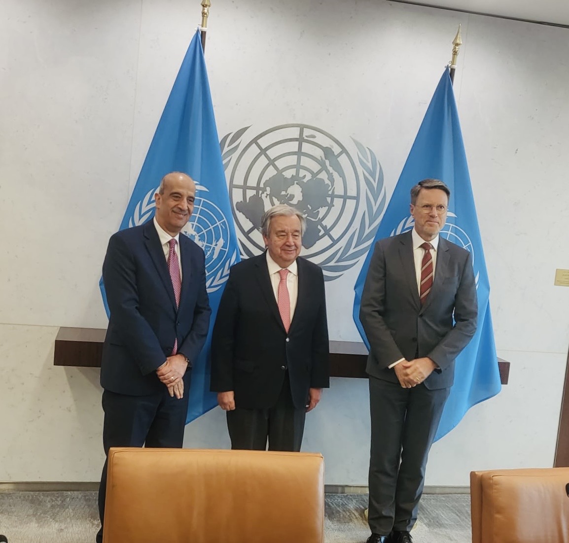 POLAStoUNNY's tweet photo. I had the honor today to meet with @UN SG @antonioguterres, along with my friend Ambassador @Samuel_Zbogar, PR of @SLOtoUN.
We discussed the #PBAR process and agreed that it is timely more than ever to strengthen the architecture in order to achieve our common ambition of building and sustaining peace.