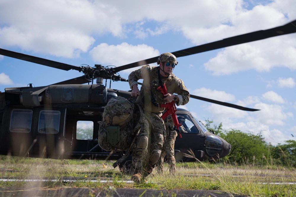 Hawaii Air National Guard tweet media