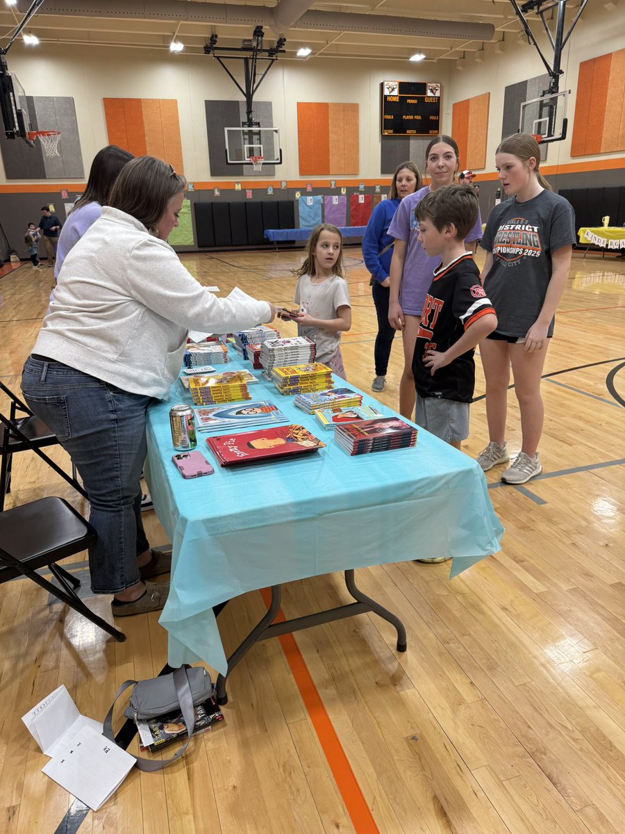 Mrs. Horstman tweet media