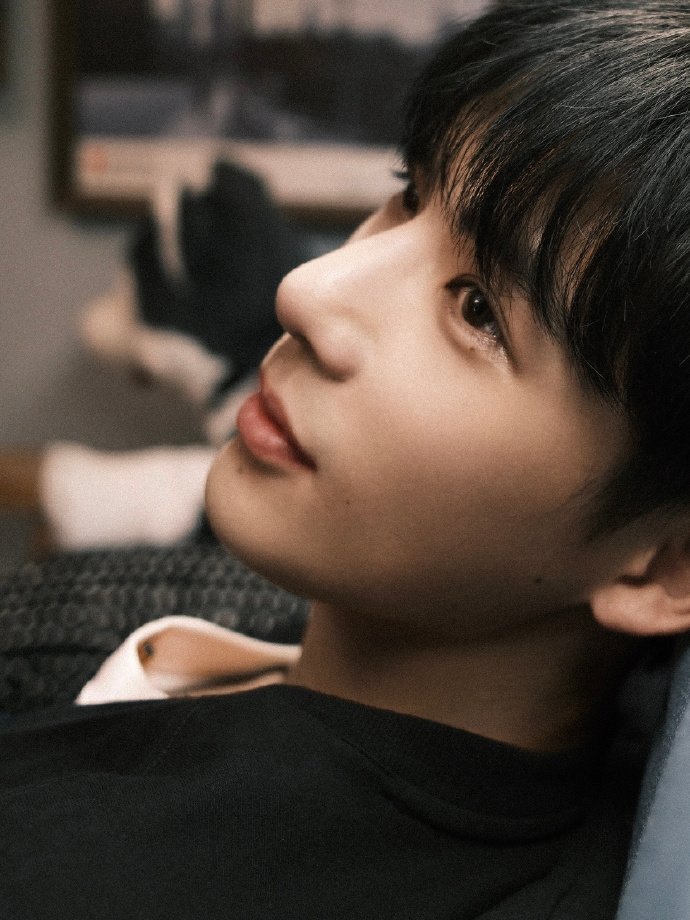 wanganyu_gfc's tweet photo. [05.29.2025] #WangAnyu Weibo Update

Ms. Zhi is a great photographer👍
See you again at 6 PM Liu Haocun

🔗https://t.co/PA98HmC43c

#王安宇 #หวังอันอวี่ #왕안우 #vuonganvu #ワンアンユー https://t.co/cRiudM79Wk