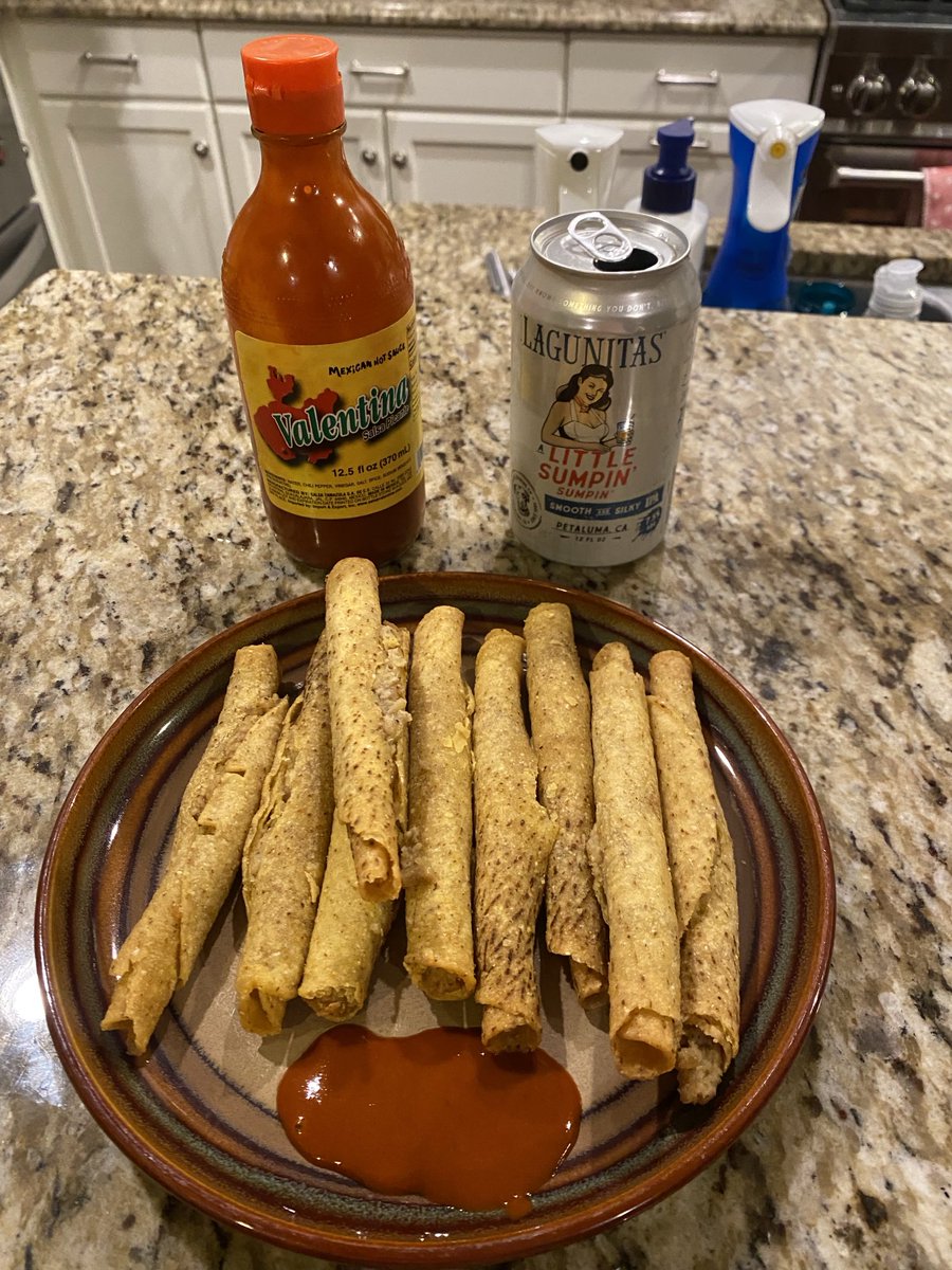 zemote's tweet image. I have #taquitos and you don’t! #sucksforyou