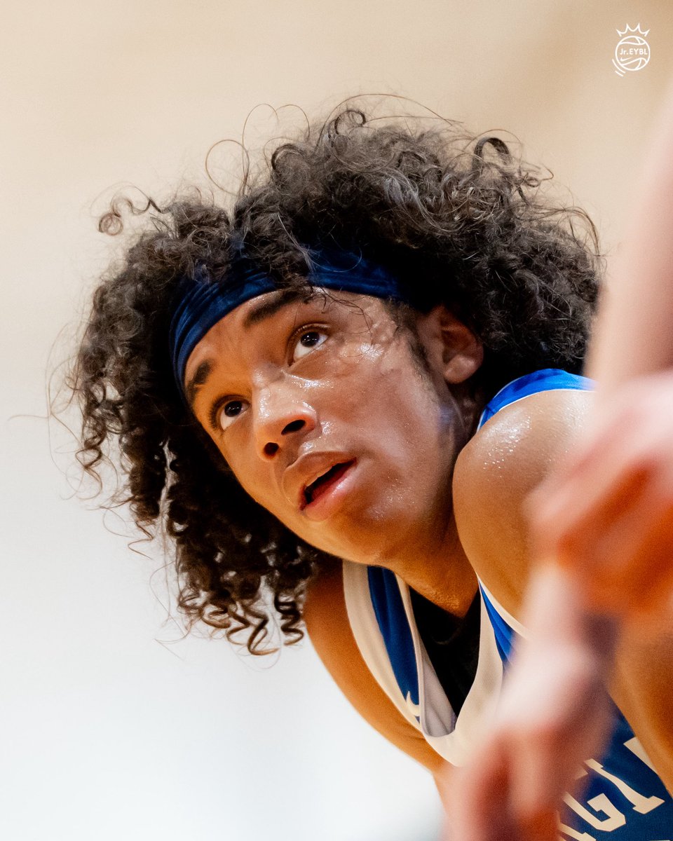 NikeEYB's tweet image. 𝗗𝗮𝘆 𝗢𝗻𝗲 ☀️ 🌴

Run it back tomorrow. 

#JrEYBL | #GameTalks