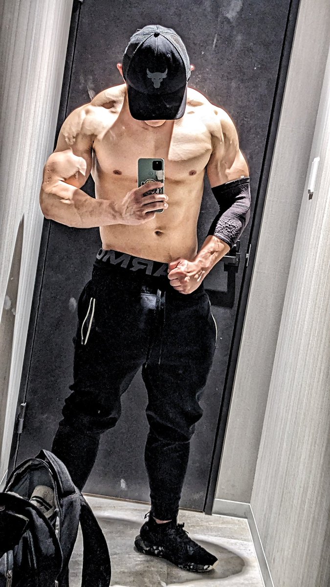 筋トレおしまい。
大したことしてないでござる。