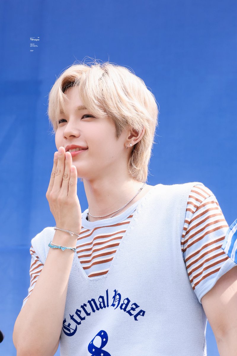 shoyo_shotaro's tweet photo. 250531 미니팬미

쮸~ ♡

#SHOTARO #쇼타로 #将太郎 #ショウタロウ
#RIIZE #라이즈 https://t.co/MjNLVRrdPb