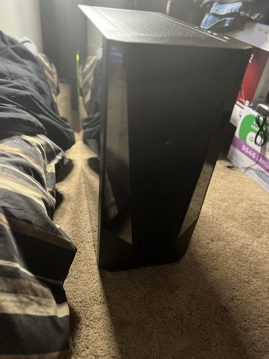 MXT360Gaming's tweet photo. I finally joined the PC Master Race 🖥️🔥
New rig. New grind. New era for #Megaknight360.
Streaming, gaming, and leveling up starts NOW.
Let’s work 🎮💪

#PCMasterRace #RGBLife #GamingSetup #StreamerJourney #Megaknight360 #LevelUp #ContentCreator #GameReady #TwitchStreamer https://t.co/1WGZsXJwhd