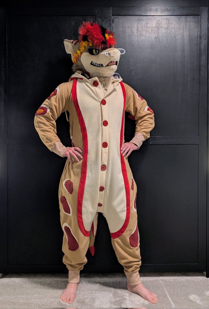 DizzignerClub's tweet image. Finished kigu for leopardshark on Bsky.