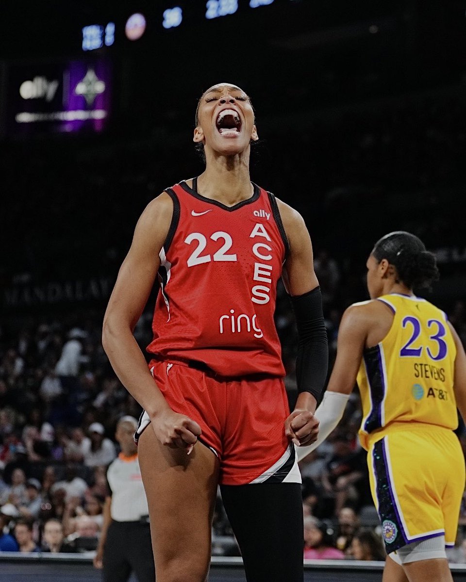 trendyhoopstars's tweet photo. A’ja Wilson vs Los Angeles:

35 PTS
13 RBS
6 AST
4 STL
3 BLK
12-18 FG
10-10 FT

Las Vegas wins, 96-81! 😳🃏✨ https://t.co/RjzOtQkxYj