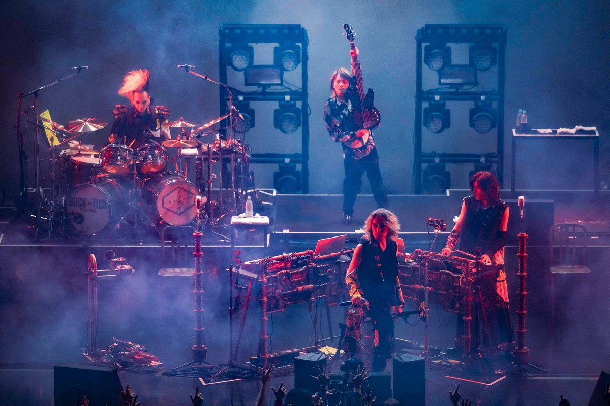 BUCK∞TICK

「BUCK-TICK TOUR 2025 スブロサ SUBROSA」

jvcmusic.co.jp/-/News/A000980…

🐈‍⬛📸

#BUCKTICK