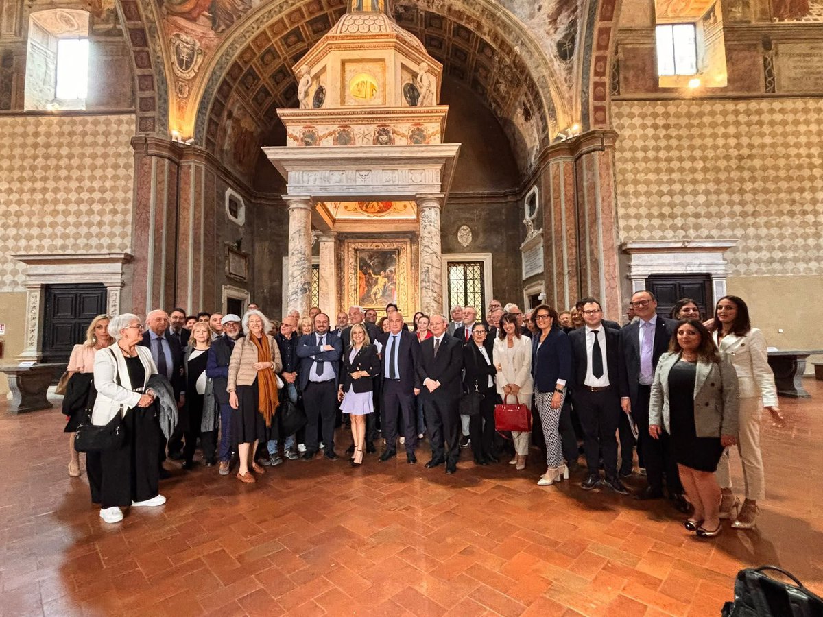 Claudio Cerchione (@dottorclaudio) on Twitter photo Cari amici,
Onorato del coinvolgimento nel tavolo “Ricerca” del Forum di One Health Foundation!
#OneHealth #GlobalCurriculum #SaluteGlobale #ForumOneHealth
<a href="/IRSTDinoAmadori/">IRST "Dino Amadori" IRCCS</a>
<a href="/SocietyofHemOnc/">Society of Hematologic Oncology (SOHO)</a>
<a href="/sohoitaly/">sohoitaly</a>
<a href="/MDAndersonNews/">MD Anderson Cancer Center</a>
<a href="/AIL_ets/">AIL - Ass. Italiana Leucemie linfomi e mieloma</a>
#dottorClaudio #sohoitaly #soho #sohoitaly2025 Cari amici,
Onorato del coinvolgimento nel tavolo “Ricerca” del Forum di One Health Foundation!
#OneHealth #GlobalCurriculum #SaluteGlobale #ForumOneHealth
<a href="/IRSTDinoAmadori/">IRST "Dino Amadori" IRCCS</a>
<a href="/SocietyofHemOnc/">Society of Hematologic Oncology (SOHO)</a>
<a href="/sohoitaly/">sohoitaly</a>
<a href="/MDAndersonNews/">MD Anderson Cancer Center</a>
<a href="/AIL_ets/">AIL - Ass. Italiana Leucemie linfomi e mieloma</a>
#dottorClaudio #sohoitaly #soho #sohoitaly2025