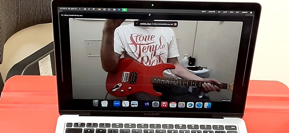 RussmanProduces's tweet photo. All I got is a #redguitar https://t.co/cVzU2pJktT