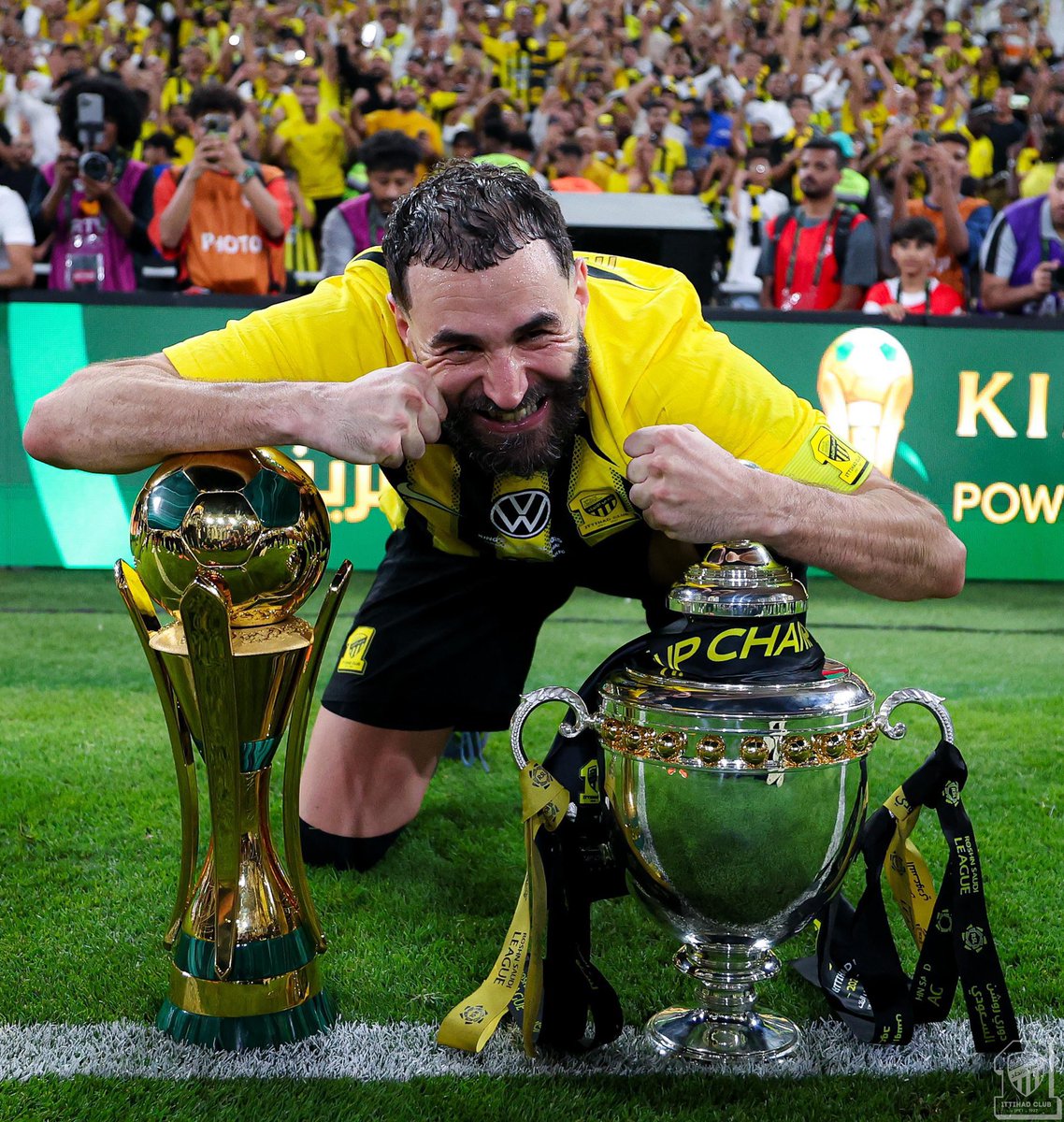 IttiMania's tweet photo. الذهب بين احضان الأسطورة 🏆🤩 https://t.co/xkqQw1Vk8S