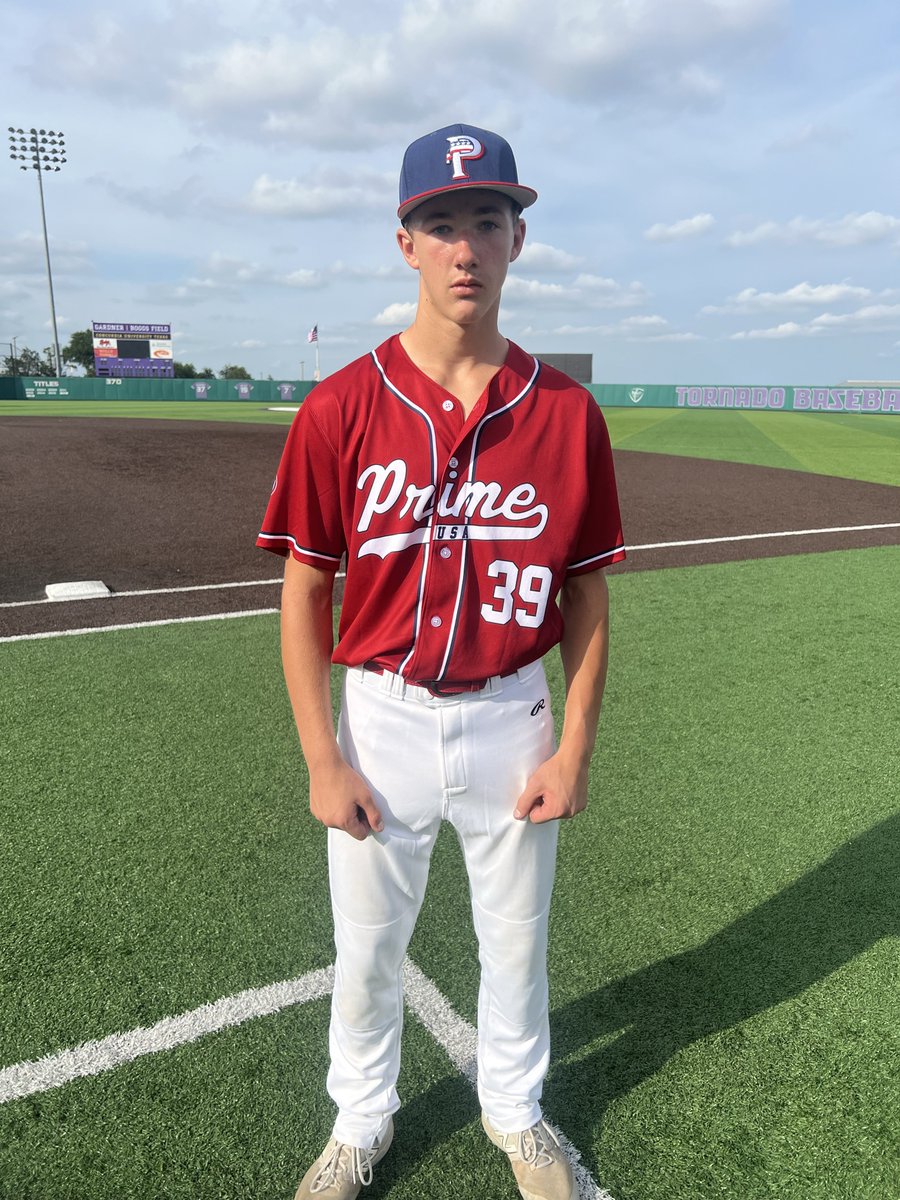 FiveToolSTX's tweet photo. F: @LightsOutBaseb1 Orloski 15U 15, Titans 15U Black 0
PoG: @Matt_Kin9 4-4, 2B, 3B, 4 RBI
Pitcher: Wyatt Allison 4 IP, 9 K, 0 ER, H
Notable: Mason Steele 1-2, HR, 2 RBI, BB https://t.co/c6mRyCyhMk
