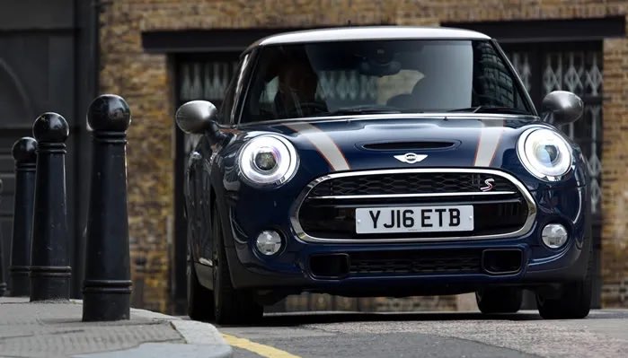 mini_cooper_7's tweet photo. ミニークーパー7 
#車好きな人と繋がりたい  #minicooper 
#minicooper7 
#ミニクーパー #ミニクパー7 https://t.co/IVAiAhydTr