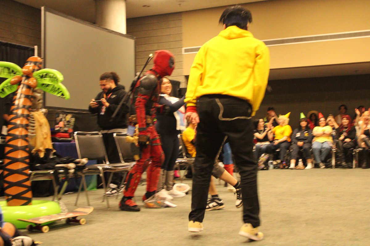 deadpoolsonline's tweet photo. Logan and I had a ball this past weekend at @MomoCon . Nice seeing familiar faces and new ones!
#deadpool #deadpoolcosplay #cosplay #momocon #momocon2025 #logan #marvel #dance #dancing #dancepool https://t.co/x9llYKw9PX