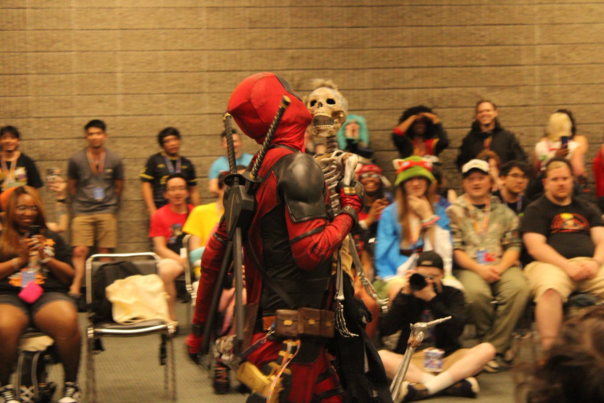 deadpoolsonline's tweet photo. Logan and I had a ball this past weekend at @MomoCon . Nice seeing familiar faces and new ones!
#deadpool #deadpoolcosplay #cosplay #momocon #momocon2025 #logan #marvel #dance #dancing #dancepool https://t.co/x9llYKw9PX