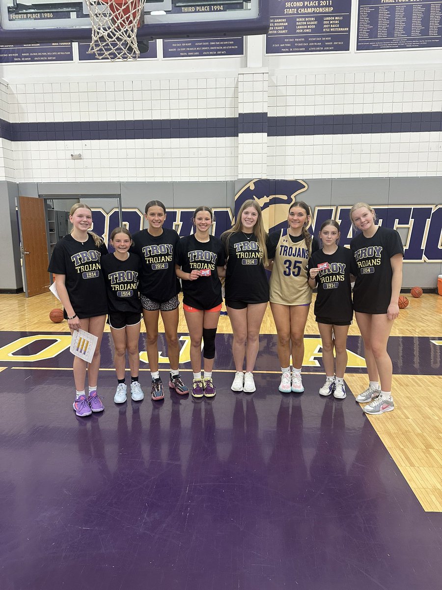 🏀 What an incredible week at our basketball camp! Huge shoutout to all our players and campers for their amazing turnout and relentless effort. Congrats to our Sonic gift card winner throughout the week. 💪 #MadeInTroy