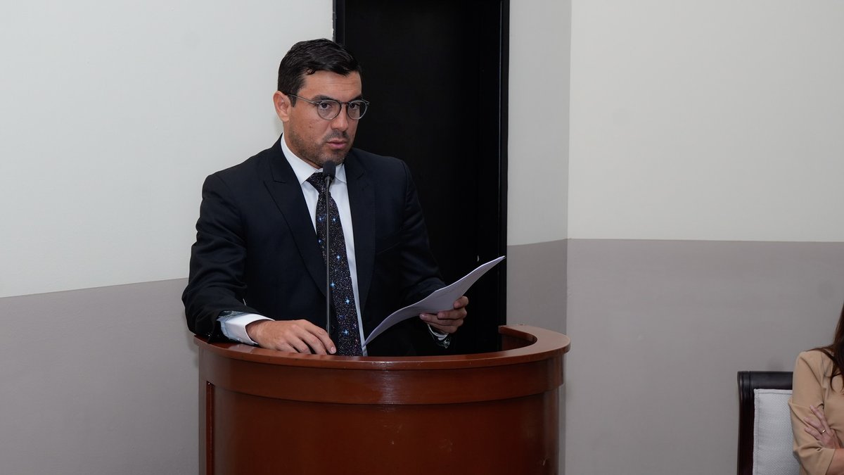 CEDEC - CENTRO DE ESTUDIOS Y DIFUSIÓN (@cedececuador) on Twitter photo En la ponencia “La defensa de la Constitución”, Marco Elizalde, docente de Derecho de la <a href="/ucatolicagye/">@ucatolicagye</a>, analizó el papel transformador de la <a href="/CorteConstEcu/">Corte Constitucional</a> desde 2019. #SemanaDeLaJusticiaConstitucional En la ponencia “La defensa de la Constitución”, Marco Elizalde, docente de Derecho de la <a href="/ucatolicagye/">@ucatolicagye</a>, analizó el papel transformador de la <a href="/CorteConstEcu/">Corte Constitucional</a> desde 2019. #SemanaDeLaJusticiaConstitucional