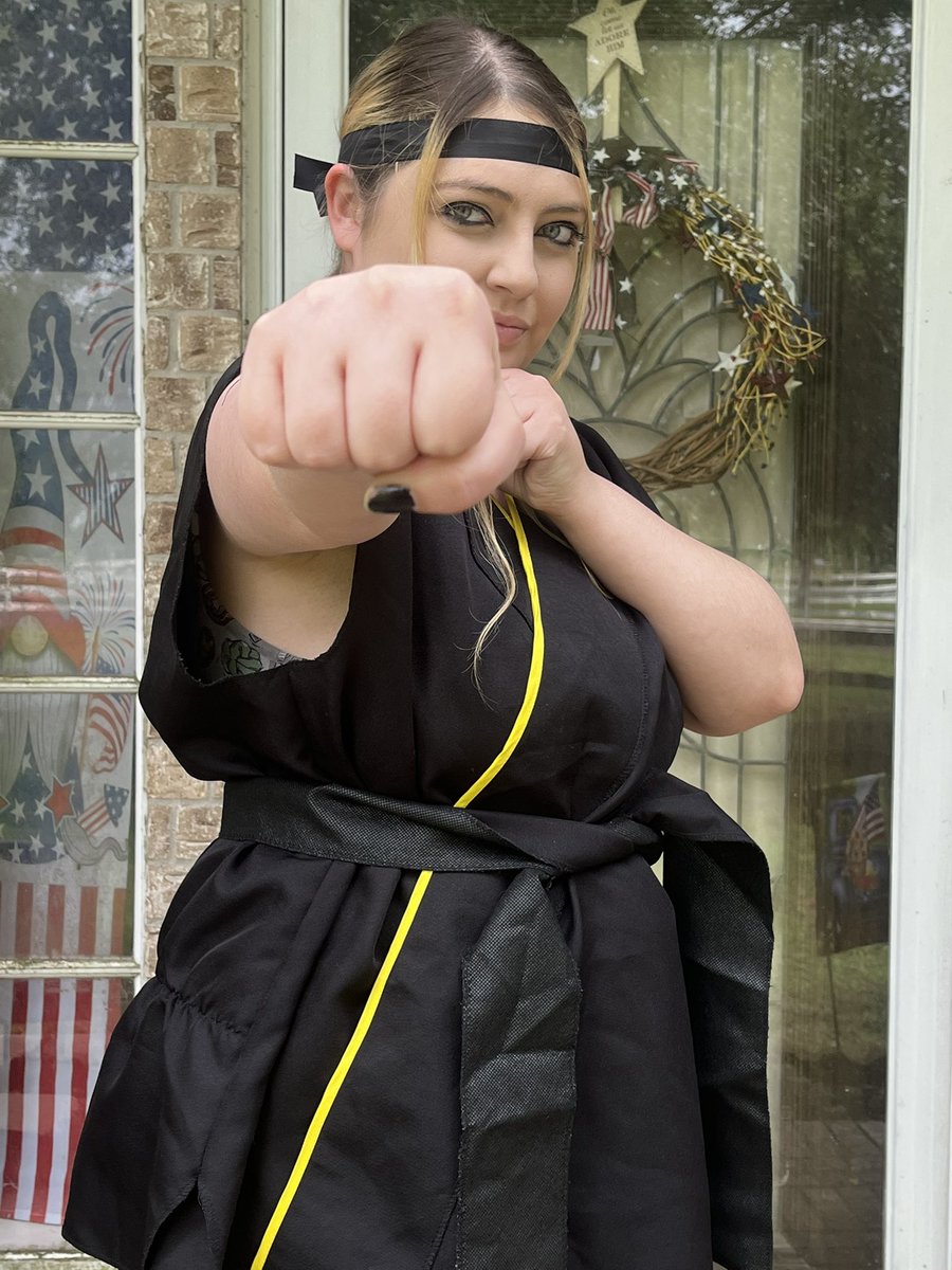 Join me on this awesome cosplay day on the stream as I dress as Tory from Cobra Kai!! We will strike first, strike hard, and show no mercy to these killers as the looper Queen enters the fog taking them on!! #dbd #DeadbyDaylight 
twitch.tv/prestosplash576