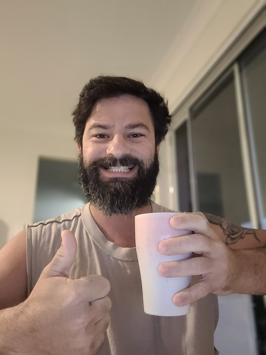 Good morning 

Day 190 of using web3 to change my life. 

We are so busy trying to make a quick bag in this market that we forget this is just the start of a 100-year cycle. 
Don't fade your bags on a correction 

Keep loading up on red days 
#Solflare #Crypto #Bitcoin