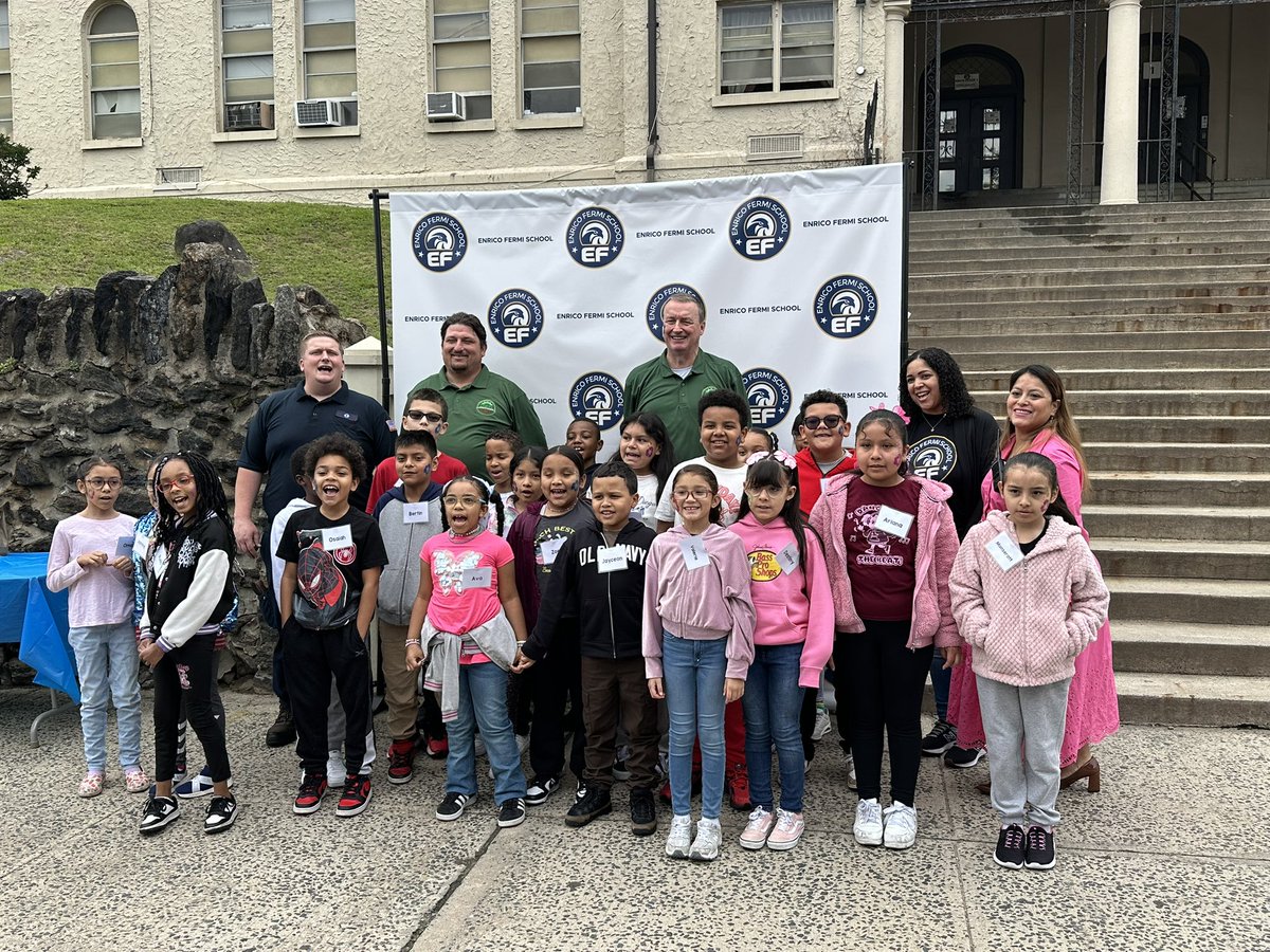Dr. Frank O. Hernández (@drf_hernandez) on Twitter photo Yonkers Department of Public Works celebrates DPW Day <a href="/EnricoFermi27/">EnricoFermi</a>! Students learned about water conservation & importance of reducing, reusing, & recycling! <a href="/YonkersSchools/">Yonkers Public Schools</a> <a href="/AnibalSolerJr/">Aníbal Soler, Jr.</a> Yonkers Department of Public Works celebrates DPW Day <a href="/EnricoFermi27/">EnricoFermi</a>! Students learned about water conservation & importance of reducing, reusing, & recycling! <a href="/YonkersSchools/">Yonkers Public Schools</a> <a href="/AnibalSolerJr/">Aníbal Soler, Jr.</a>