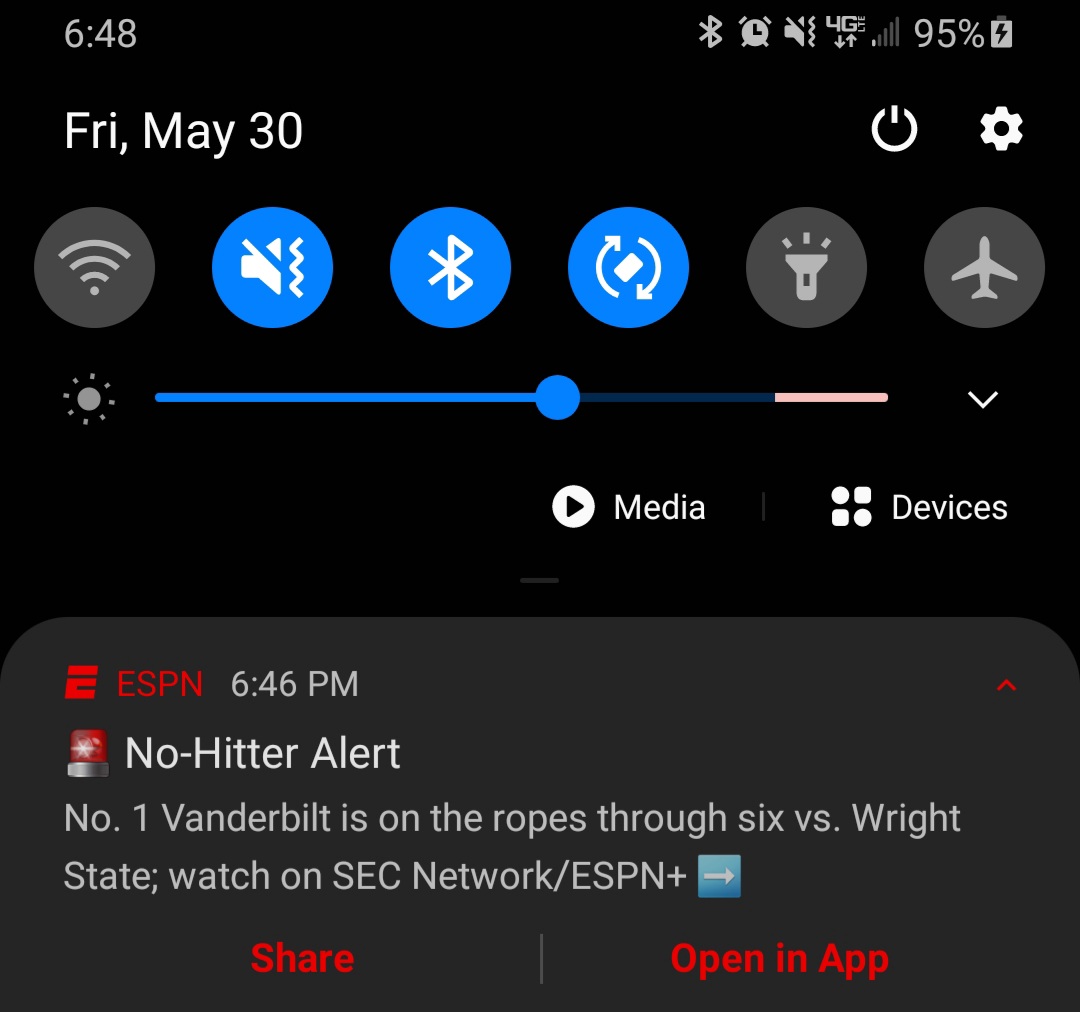 RadDadATX's tweet image. Why you never talk about the No-No @espn ⬇️⬇️⬇️
Pic one 6:48PM
Pic two 6:51PM
#RoadtoOmaha