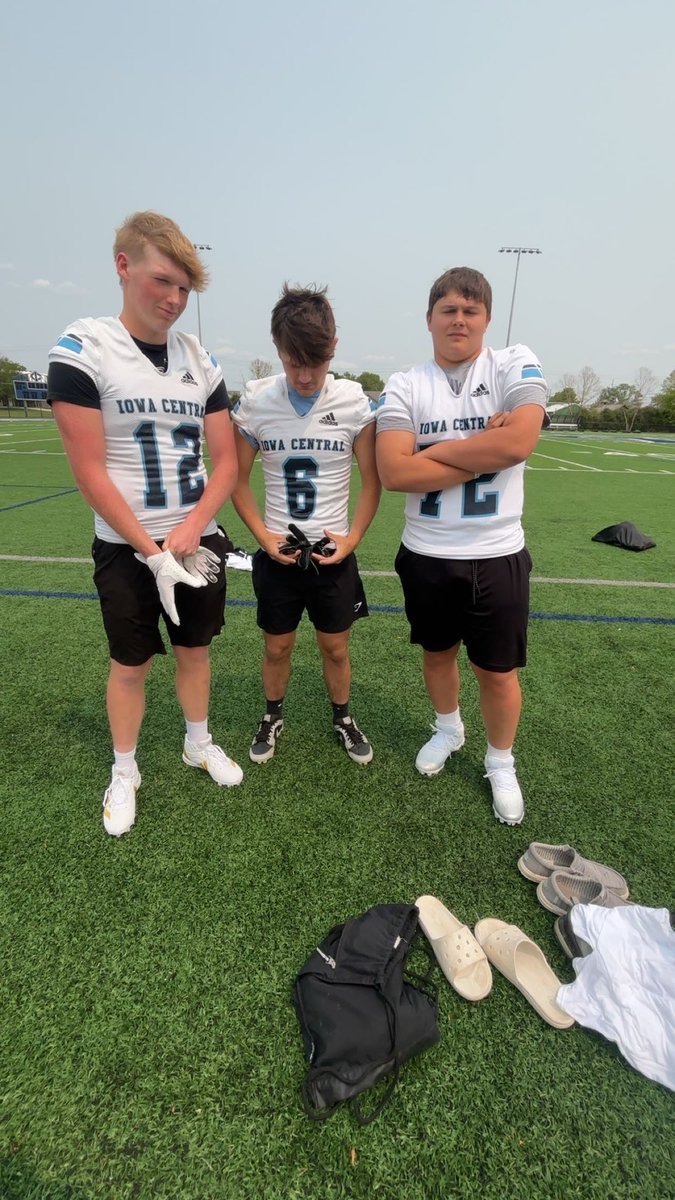 LexChristensen4's tweet photo. Camp with @GradyG7898 @braxtonj815 @TritonNation https://t.co/U17qUTjUhH