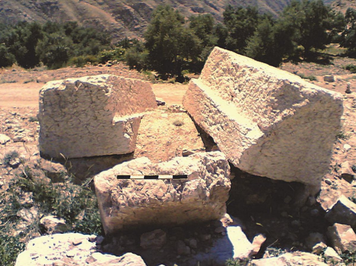 Archaeologists believe they have rediscovered the lost Byzantine city of Tharais in southern Jordan. A trading center along Roman road networks, the mysterious city appears on the 6th-century A.D. Madaba Mosaic Map, the Middle East’s oldest surviving map.

archaeology.org/news/2025/05/2…