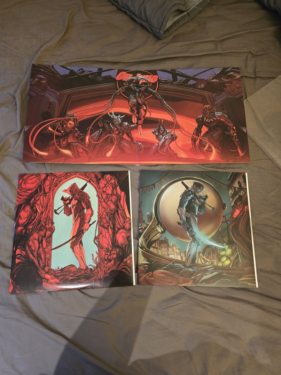 oneonlyhiiro's tweet image. I love this vinyl. Got it earlier this week 

@PlayWarframe am inlove. Happy to support yall