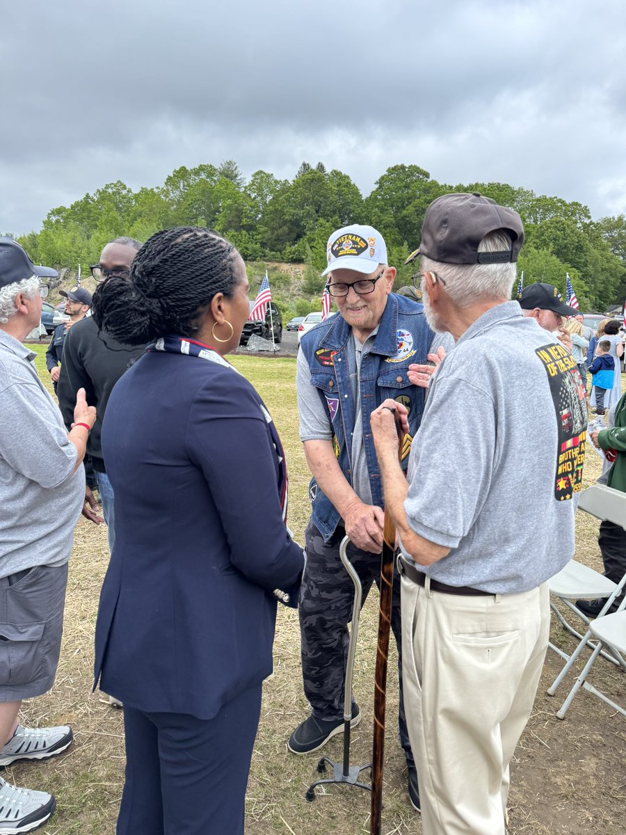 RepJahanaHayes's tweet image. This year marks the 50th anniversary of the end of the Vietnam War. I joined the #Wolcott community for the arrival of the Vietnam Traveling Memorial Wall with the purpose of helping heal &amp;amp; rekindle friendships.