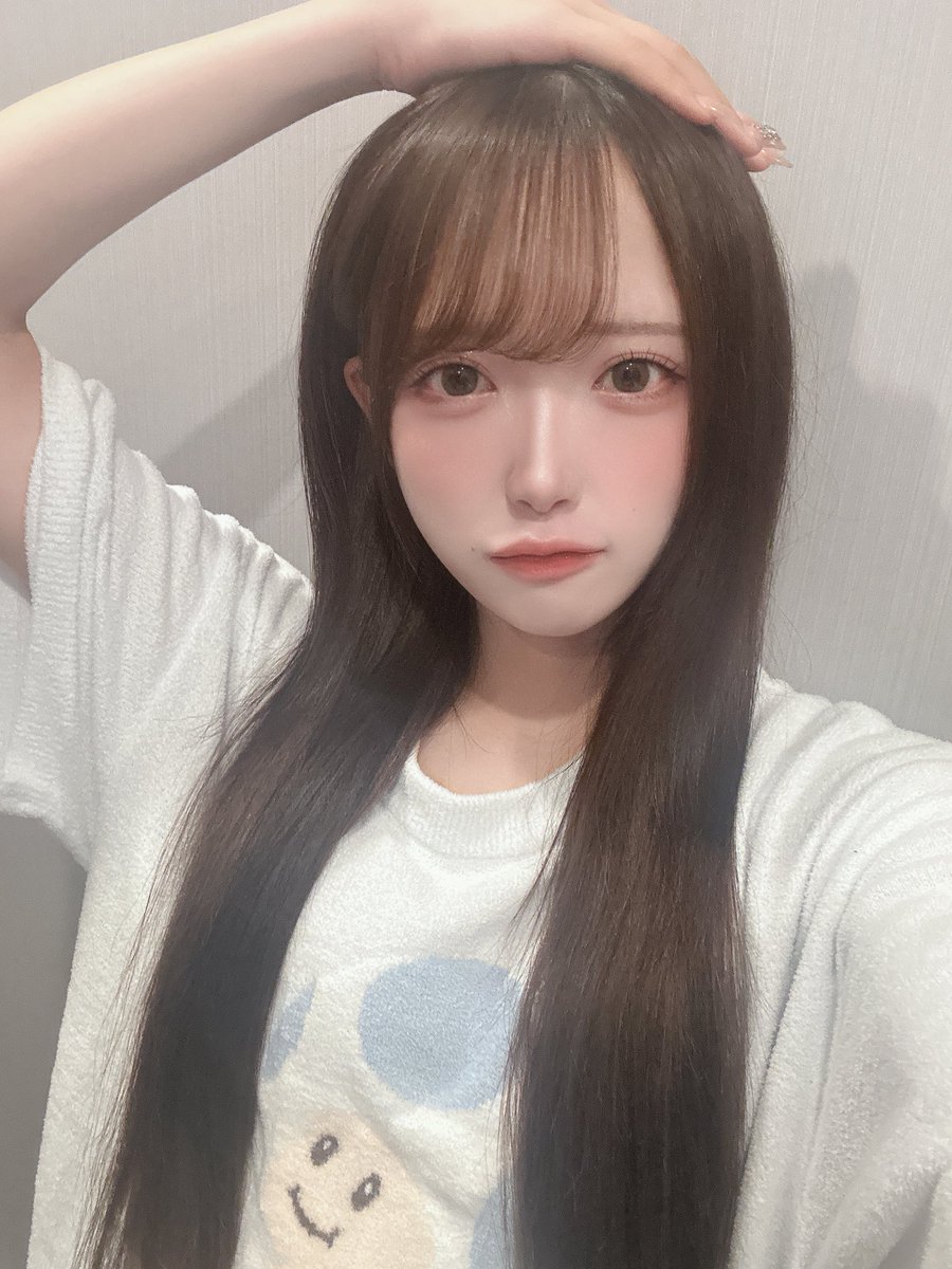 おはよう.ᐟ.ᐟ

本日ついに Root mimi お披露目ライブꪔ̤̮ ♡
メンバーみんなで力を合わせて
これからみんなと一緒に大きなステージへ行けるようなはじめの一歩のライブにします頑張ります.ᐟ.ᐟ𖥔 ࣪

品川ザ・グランドホールにてお待ちしてます🐇🌙
#ルトミ