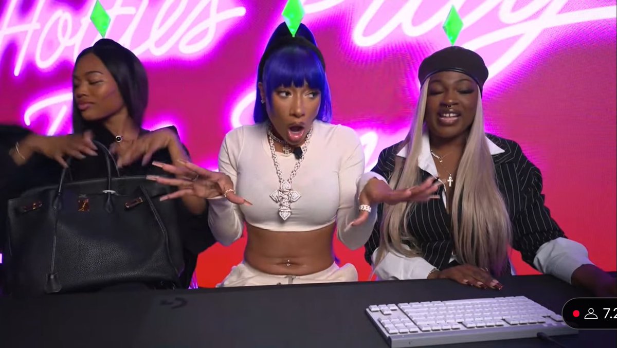 MegansStats's tweet photo. Megan Thee Stallion, Quen Blackwell, &amp; Ebonix playing the Sims 4! https://t.co/iQGl53C4Qb