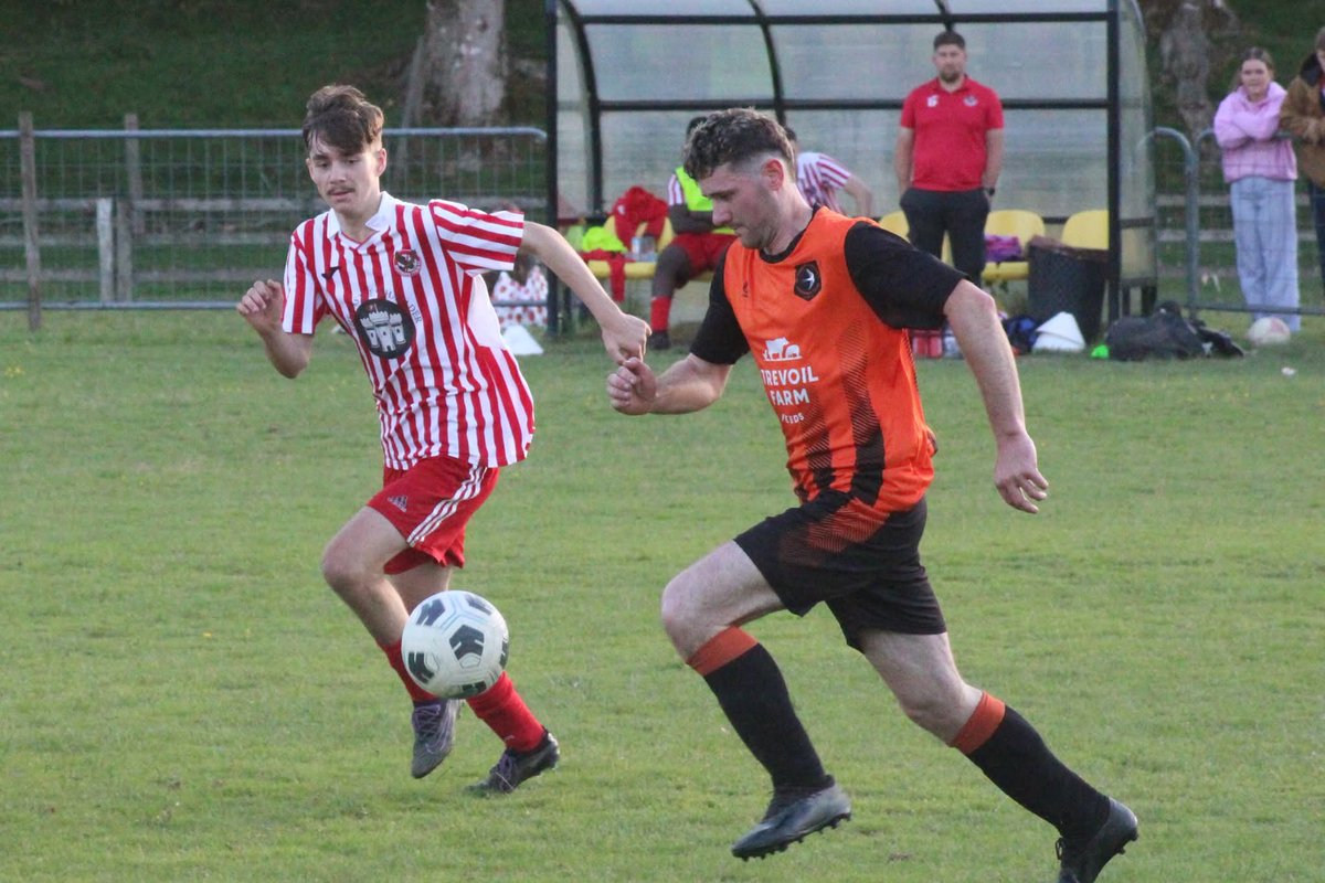 Barcud-Coch Photography (@barcudcochphoto) on Twitter photo Action from <a href="/RhayaderTownFC/">RhayaderTownFC</a> 1-0 win over <a href="/St_Harmon_FC/">St Harmon FC</a> in this evening's Penybont Cup final at the Racecourse.
🔗 facebook.com/share/p/1ASQxz…
<a href="/BnRExpress/">Brecon & Radnor Express</a> <a href="/CTSport/">County Times Sport</a> <a href="/CentralWalesFA/">Central Wales FA</a> <a href="/MMPestateagents/">Morris Marshall</a> <a href="/MontyLeague/">Monty Footy League 🏴</a> <a href="/AllWalesSport/">All Wales Sport</a> <a href="/CollinsWFM/">David Collins</a> <a href="/YClwbPelDroed/">Y Clwb Pêl-Droed</a> <a href="/cymru_sport/">Cymru Sport</a> <a href="/sgorio/">Sgorio</a> Action from <a href="/RhayaderTownFC/">RhayaderTownFC</a> 1-0 win over <a href="/St_Harmon_FC/">St Harmon FC</a> in this evening's Penybont Cup final at the Racecourse.
🔗 facebook.com/share/p/1ASQxz…
<a href="/BnRExpress/">Brecon & Radnor Express</a> <a href="/CTSport/">County Times Sport</a> <a href="/CentralWalesFA/">Central Wales FA</a> <a href="/MMPestateagents/">Morris Marshall</a> <a href="/MontyLeague/">Monty Footy League 🏴</a> <a href="/AllWalesSport/">All Wales Sport</a> <a href="/CollinsWFM/">David Collins</a> <a href="/YClwbPelDroed/">Y Clwb Pêl-Droed</a> <a href="/cymru_sport/">Cymru Sport</a> <a href="/sgorio/">Sgorio</a>