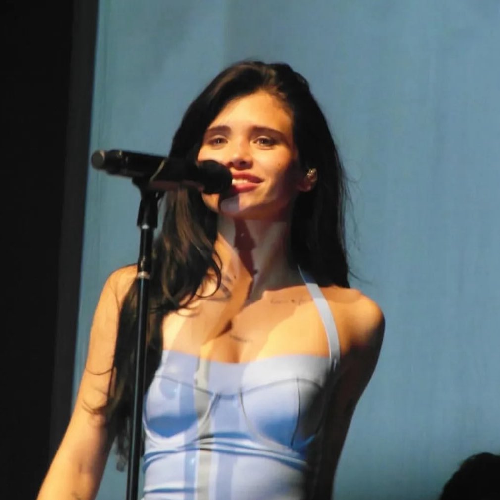 fmkness's tweet photo. cutest angel https://t.co/iT1LRhLpxh