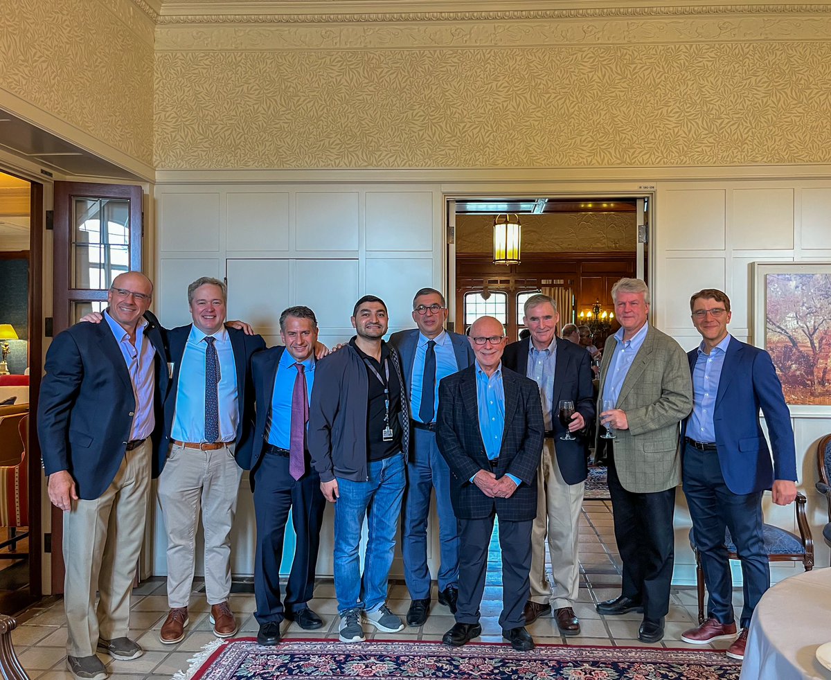 AhmedAlbakr's tweet image. Farewell to three giants of @CleClinicUro, Dr Steven Campbell, Dr Drogo Karl Montague, and Dr Jonathan Boyd (not photographed). Your legacy is lasting, and your journey of giving continues. Wishing you the very best in your next chapters!