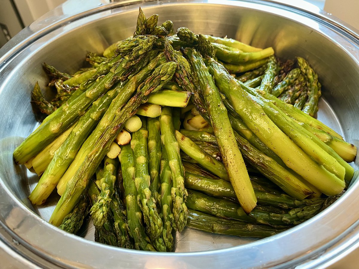 WoodwardEats tweet media