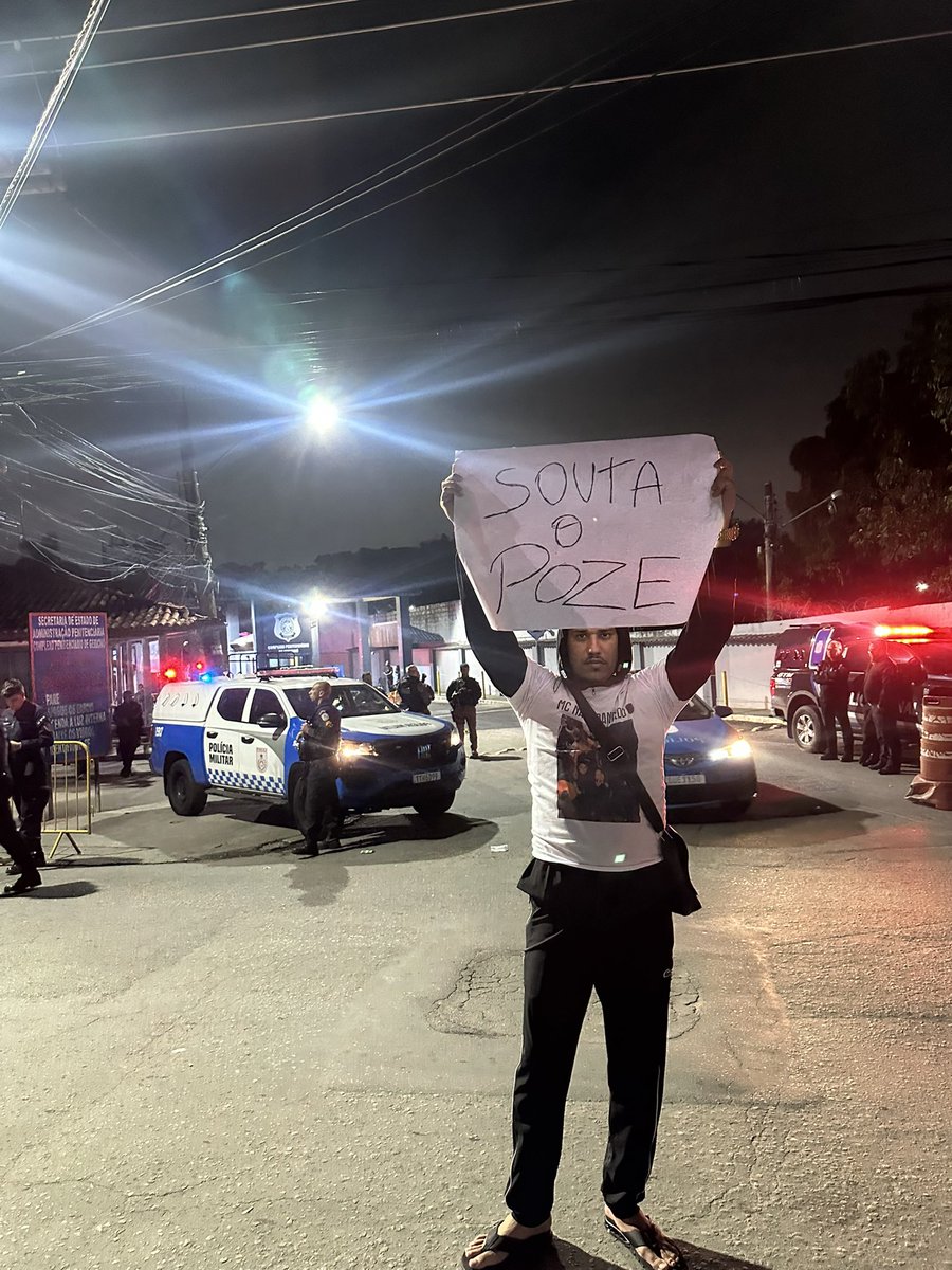 djdopoze's tweet photo. Enquanto tive um de nós que tá chorando nós tá chorando também solta o Sb porra 🖕🏽🔐😭❤️😡 https://t.co/ctTb5PPxkD