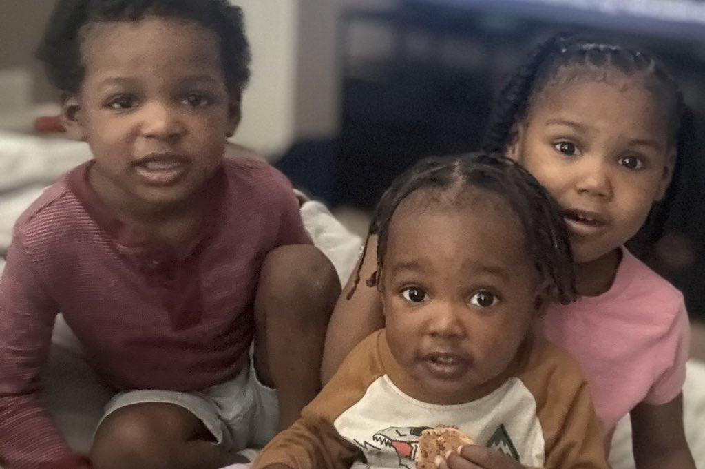 I’m home in 100 degree heat with no air conditioning while I’m sick and without my kids and still unable to pay my electric with late fees..and I can’t bring them here until I do. This makes me nauseous. 

cash.app/$caricraw
paypal.me/REMCARI
venmo.com/u/remmcarii