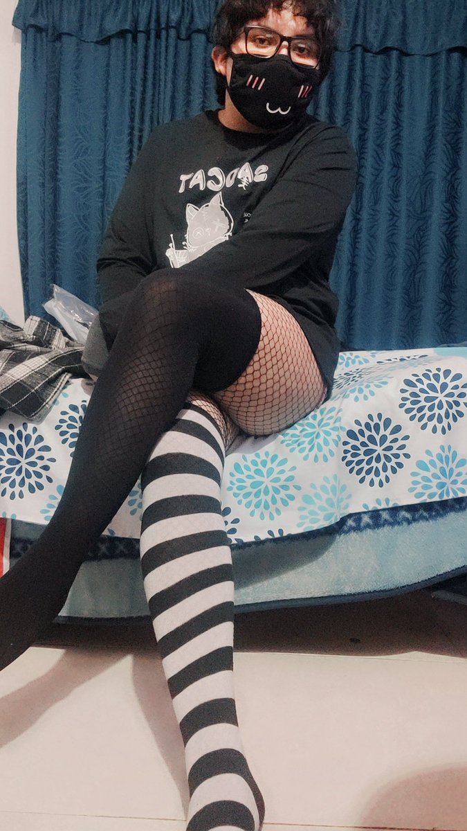 Regular_Femboy's tweet photo. Yay https://t.co/Vp2vhZHM8L