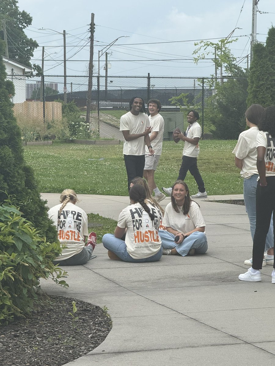 Tara Spikes tweet media