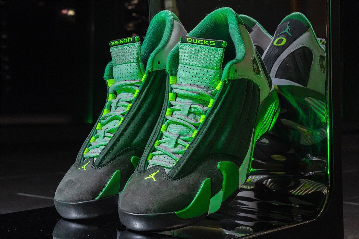 Air Jordan 14 "Oregon Ducks" PE (2022)