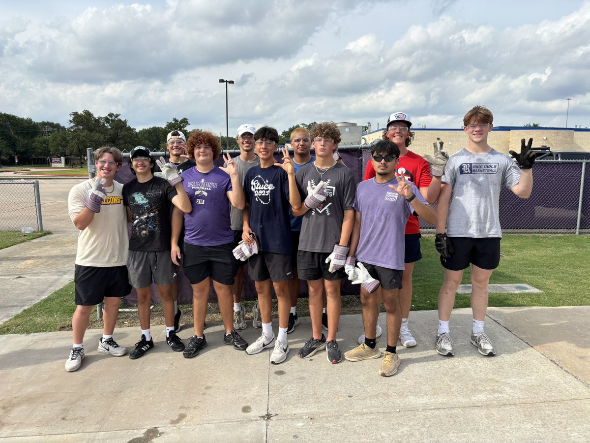 thevillfootball's tweet photo. Shout out to Troop 277 for kicking off their summer by cleaning up around the football, baseball, and softball fields! #JVPRIDE https://t.co/oI4Zg0NpUE