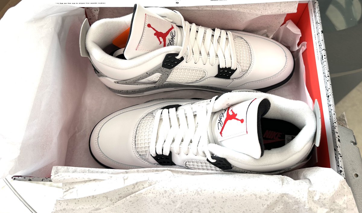 mark45621774's tweet photo. Thanks @SneakerVisionz for your @FinishLine @jdsportsus links like always https://t.co/XGopgJFHLn