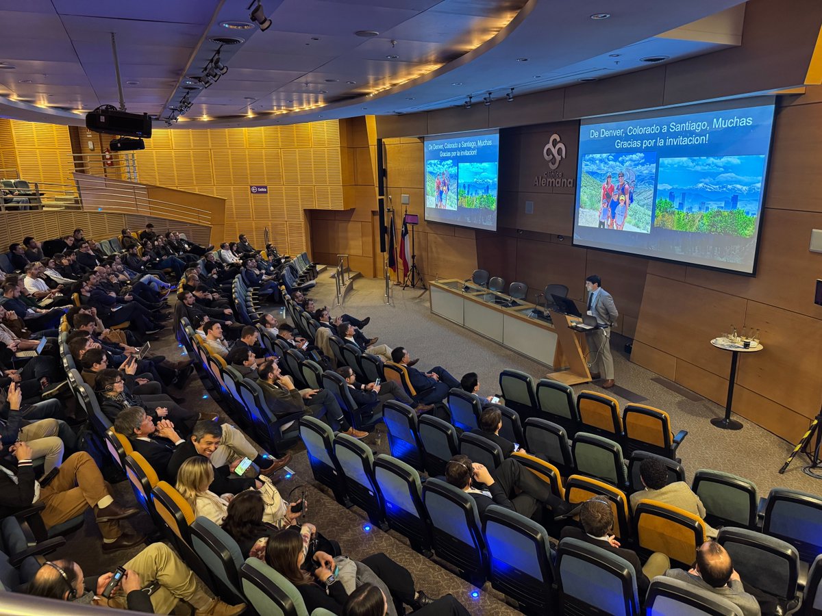 Feeling incredibly grateful to have been part of the International Hip Surgery in Young Patients: From Preservation to Arthroplasty of the Hip course in Santiago, Chile 🇨🇱. To Dr. Tomás Amenábar and Dr. Julio Piriz at Clínica Alemana, thank you for the warm hospitality.