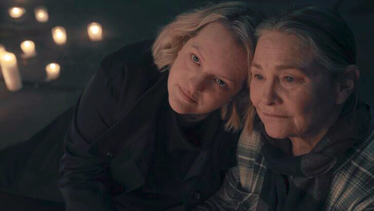 What was YOUR favourite moment of The Handmaid’s Tale series finale? 🌹