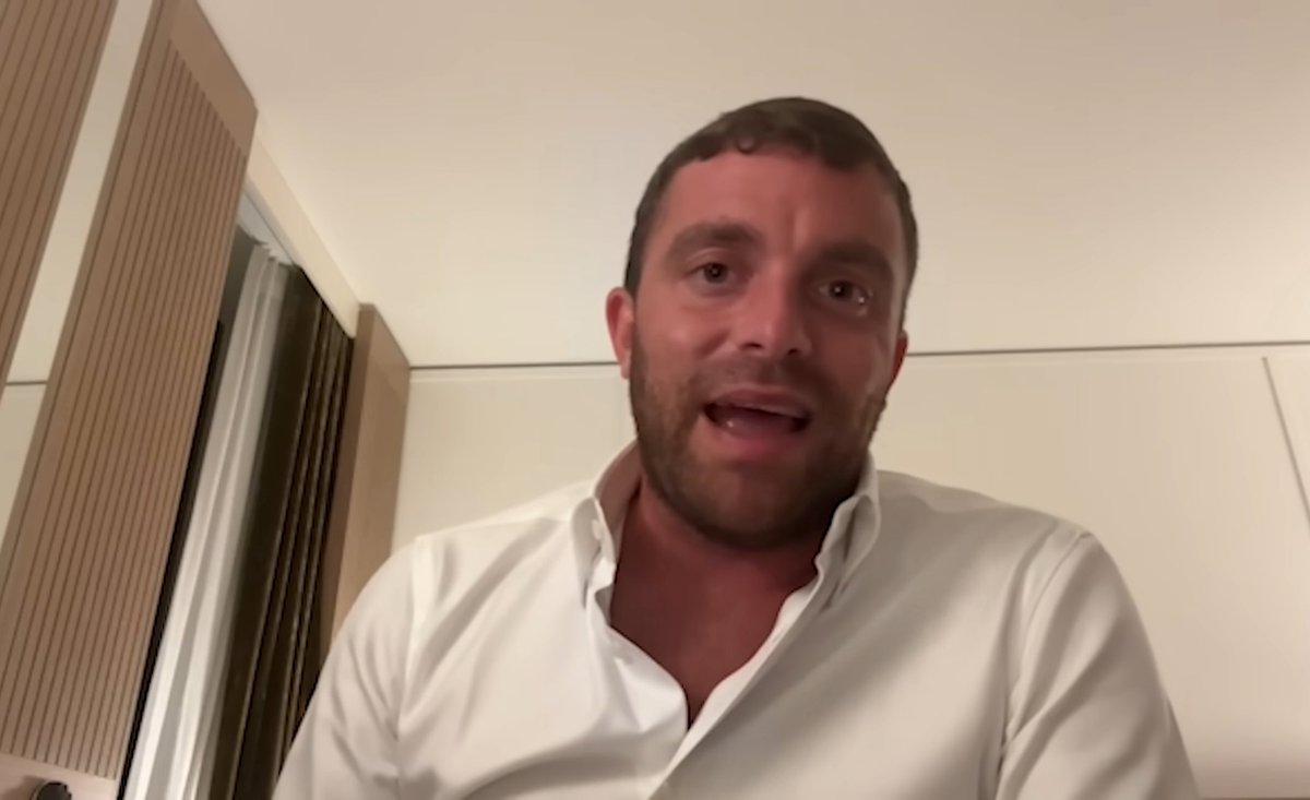 🚨🚨🚨🚨🚨🚨🚨 عاجل — فابريزيو رومانو:

لويس دياز &amp; هانكو جزء من الخطة لمحاولة إقناع كرستيانو رونالدو بالبقاء في النصر

النصر يعمل بكل قوة لاقناعه